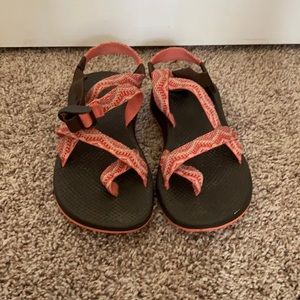 Women’s size W9 Chacos